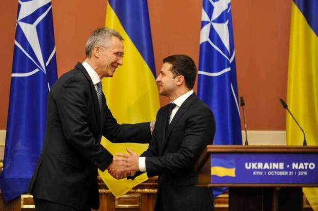 Морковка НАТО для Украины. Андрей Бабицкий