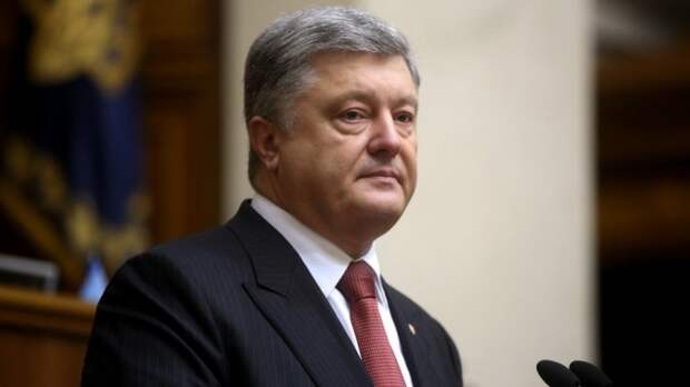 На Украине требуют обнародовать все стенограммы разговоров и переписки Порошенко