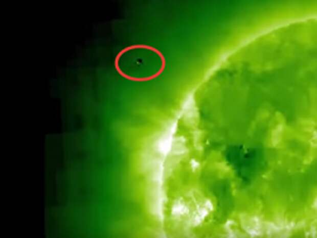Новость на Newsland: SONO зафиксировал загадочные объекты рядом с Солнцем