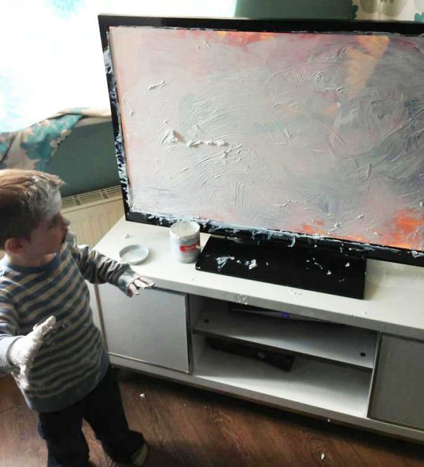 детишки издеваются над родителями