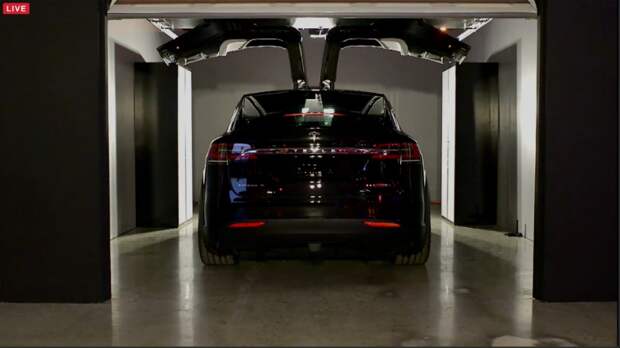 Tesla Model X: обзор удивительной машины