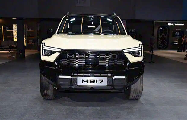 Представлен очередной «китайский Hummer» M-Hero M817: рама, полный привод, 686 л.с. и 1365 км на баке бензина за 302 тыс. юаней (3,35 млн рублей)