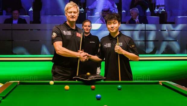 Нил Робертсон проиграл Чжао Синьтуну в финале Чемпионата Эр-Рияда по снукеру (фото: WST)