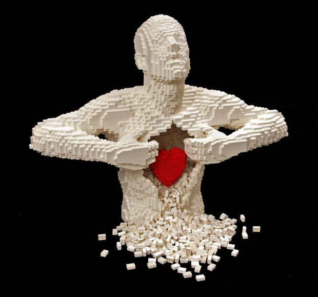 Конструктор Lego скульптура