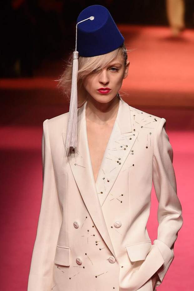 Schiaparelli Spring 2015 Couture