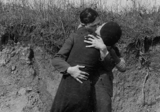 Фотографии настоящих Бонни и Клайда, снятые в 1933 году