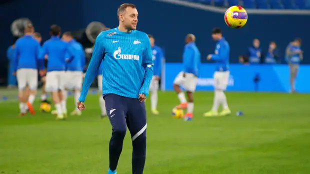 Медведев — о переходе Дзюбы в «Рубин»: это всё слухи