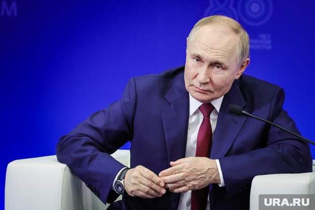 По словам Трампа, своим визитом на Аляску Путин продемонстрировал стремление закончить конфликт на Украине. Фото: Роман Наумов © URA.RU