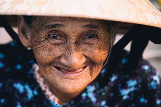 Буи Тхи Цзонг, 78 лет глаза, красота, народы мира, фото
