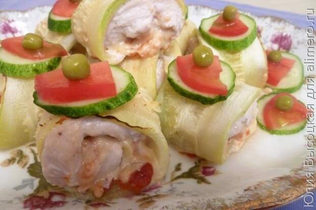 Рулетики с кабачком и курицей Рулетики с кабачком и курицей