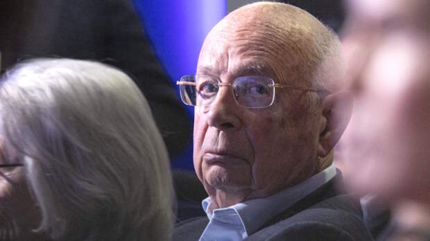 Шваб подал иск о клевете на анонимного осведомителя