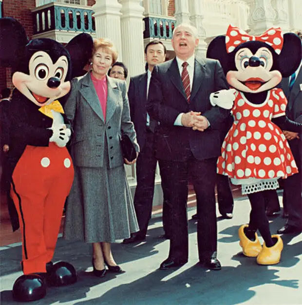 На день рождения ЦРУ рассекретило документы о Горбачеве. Как разваливали СССР