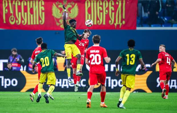 Сборная России сыграла вничью с Мали в товарищеском матче по футболу