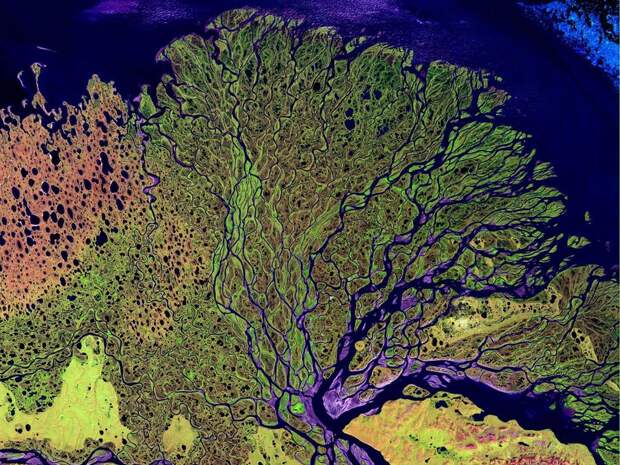 NASA ко Дню Земли показало лучшие снимки нашей планеты