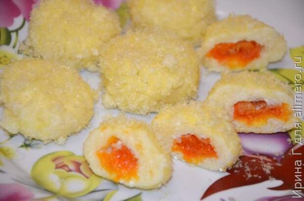 творожные шарики с курагой творожные шарики с курагой