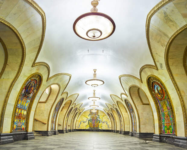 красота станций метро изнутри 
