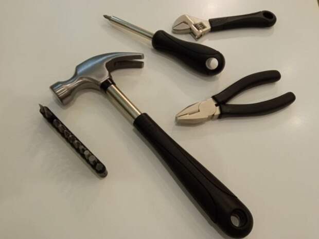 Во дворе на Беговой заменят игровой комплекс на детской площадке