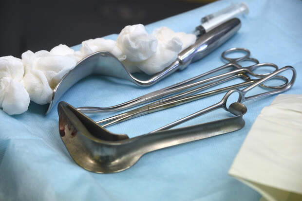 Российский врач вырезала пациентке здоровый орган и сделала ее бесплодной