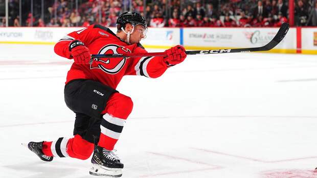 «Нью-Джерси» с Грицюком и Дадоновым проиграл «Детройту»