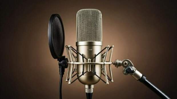 Микрофон / Изображение сгенерировано ИИ Kandinsky