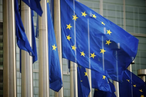Euractiv: затянувшийся проект «стены дронов» выявил проблемы ЕС