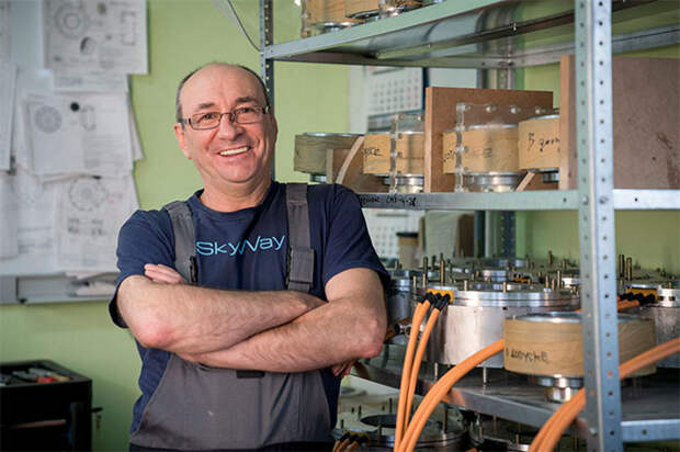 Александр Ковалик - слесарь механосборочных работ электромонтажного участка SkyWay