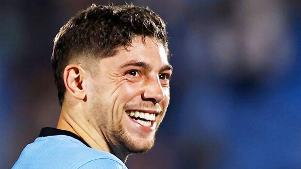 Гол Вальверде на 94-й минуте спас Уругвай от поражения в матче с Англией