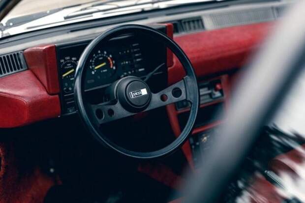 Lancia Beta Montecarlo — центральномоторная ракета