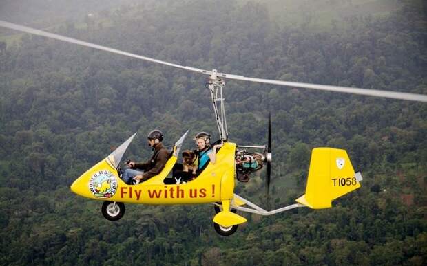 Оскар в вертолете над Коста-Рику