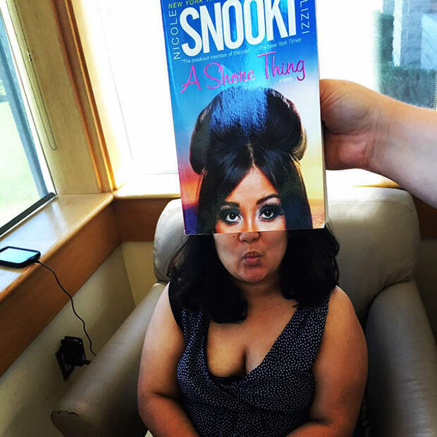 book-cover-face-illusion-perfectly-timed-photos-44-5763dd2245129__605