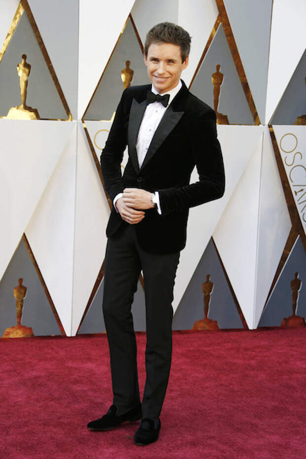 oscars-red-carpet-1161-eddie-redmayne-superJumbo-v2