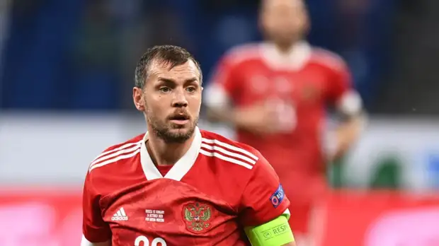 Комбаров — о решении Дзюбы: от сборной я бы не отказался никогда