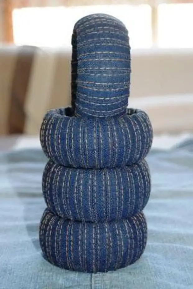  : 28     