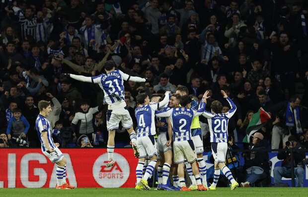 Команда Арсена Захаряна лишила игрока 10 миллионов рублей