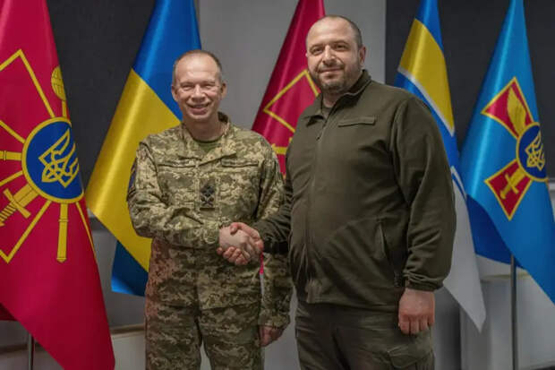 Украинский ТГ-канал: Зеленский урезал полномочия нового главкома ВСУ, это было основным условием назначения на должность