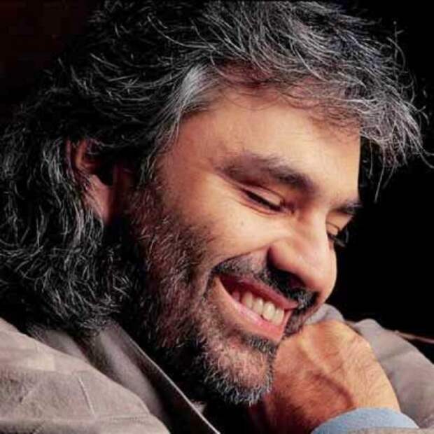 4775605-R3L8T8D-600-andrea_bocelli_800_800_1__800_800