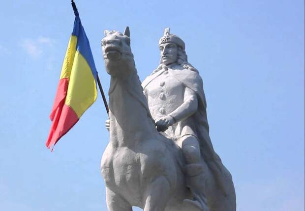 Памятник Владу Цепешу в Румынии