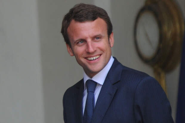 Макрон: в январе коалиция желающих обсудит в Париже гарантии Украине