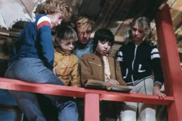 корольков и ребята как спасти сыроежкина