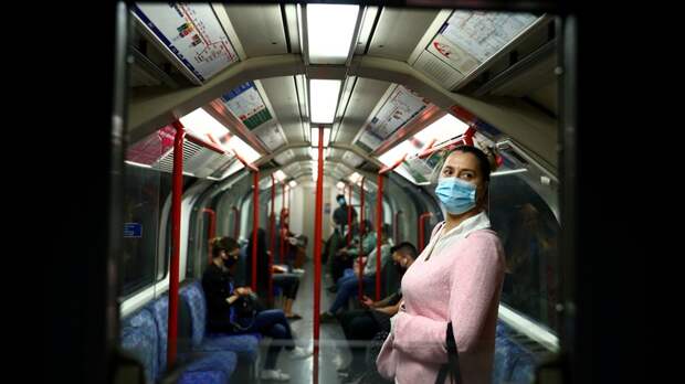 DT: мэр Лондона предупредил, что британцам стоит привыкать к маскам