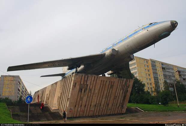 Туполев Ту-104А. Рыбинск. Туполев Ту-104А. Рыбинск. вертолёты, памятники, самолёты, техника