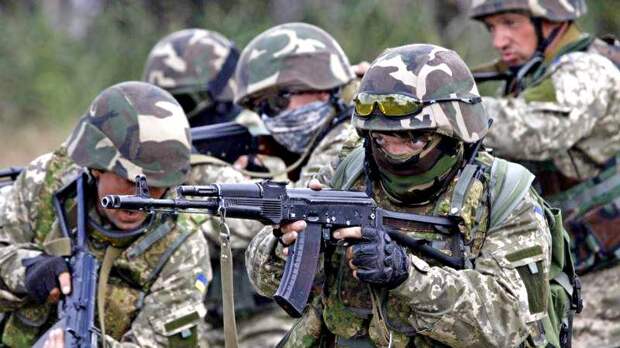 Американские инструкторы запутают украинских военных