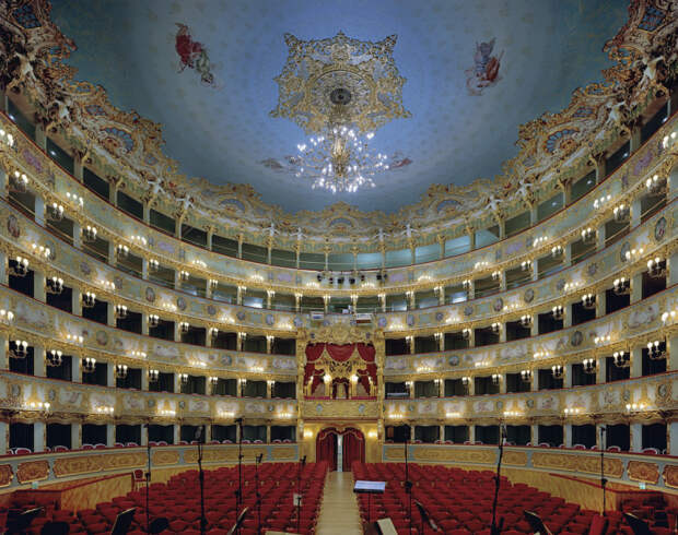 Оперный театр «Ла Фениче» в Венеции