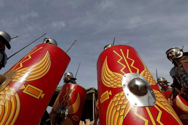 Легионеры армии Древнего Рима: Современный вариант попытки захвата острова Мальта (15)