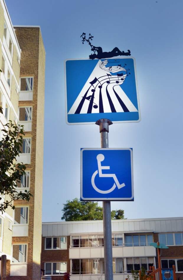 20-works-of-street-art-that-conquered-us-in-2015-artnaz-com-8