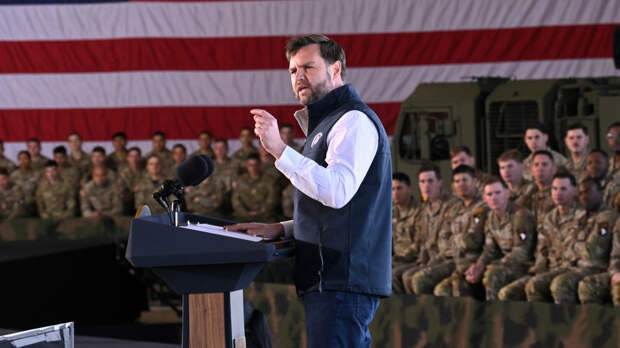 Вэнс заявил, что США не отказываются от переговоров с Ираном