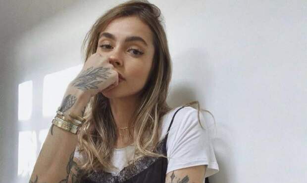 «Дочь-подросток сделала тату без моего ведома — готова выгнать ее из дома»
