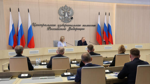 Путин призвал не дать шанса повлиять на выборы в России извне