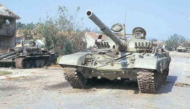 Vukovar_M-84.jpg Vukovar_M-84.jpg