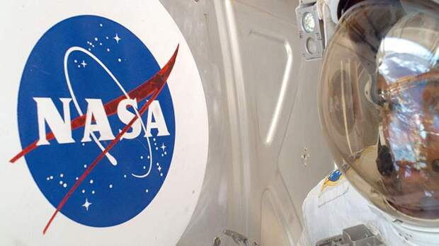 Посольство России высмеяло пост центра NASA о первом американце в космосе